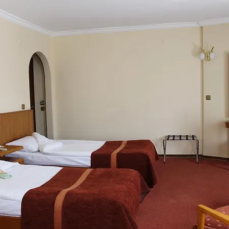 Segmen Hotel 3*