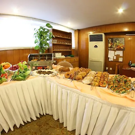 Segmen Hotel